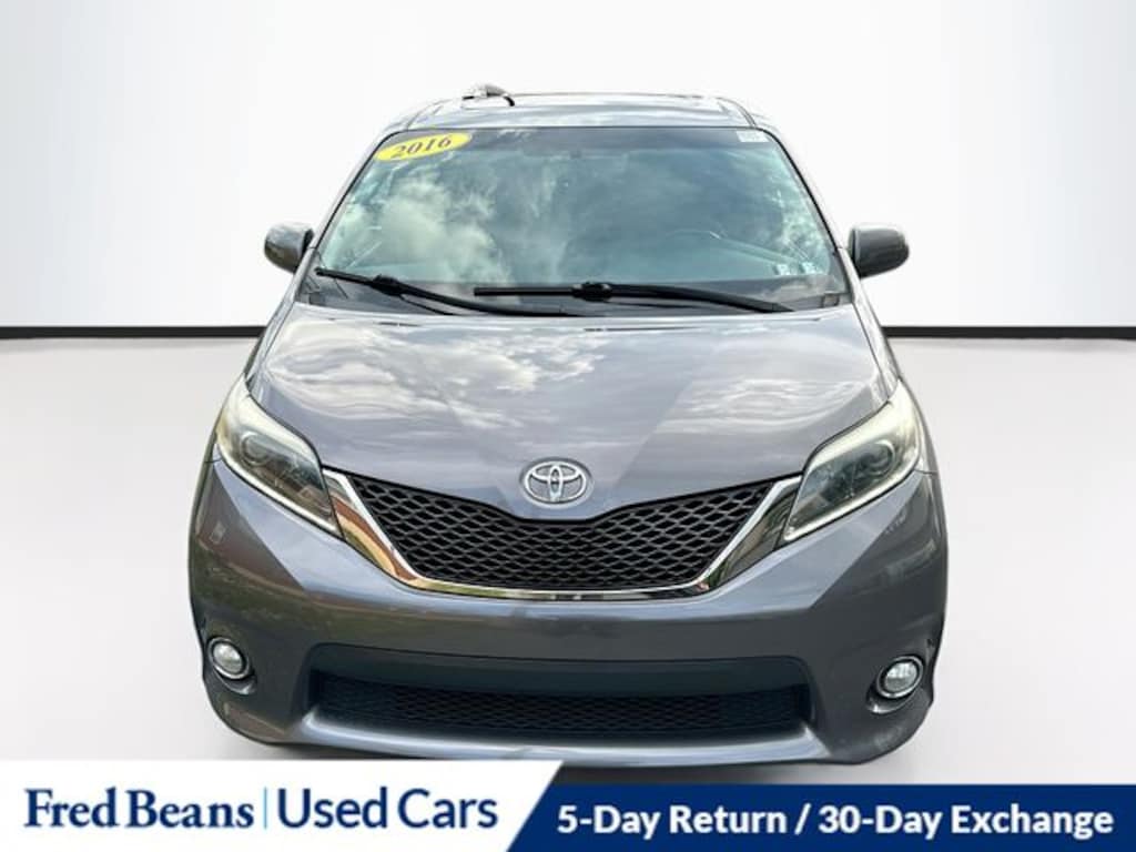Certified 2016 Toyota Sienna Van