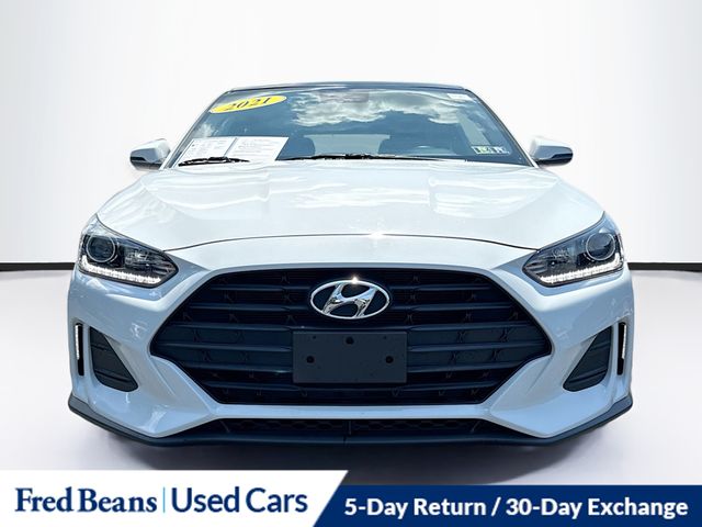 2021 Hyundai Veloster Premium photo 2