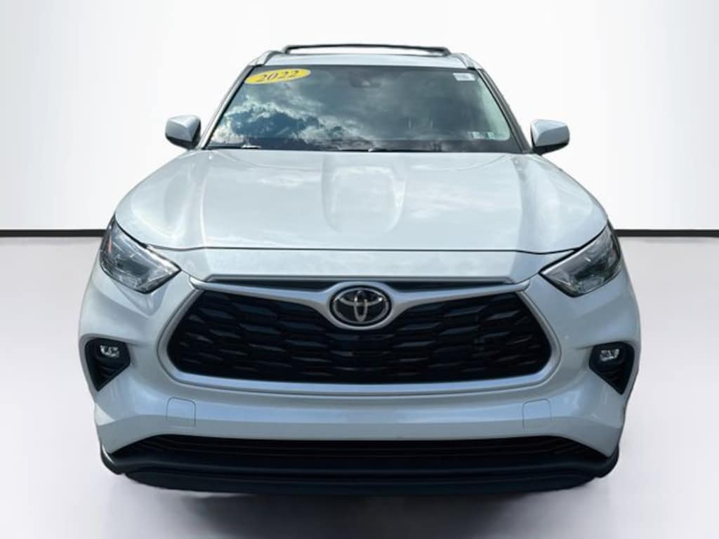 Used 2022 Toyota Highlander XLE SUV