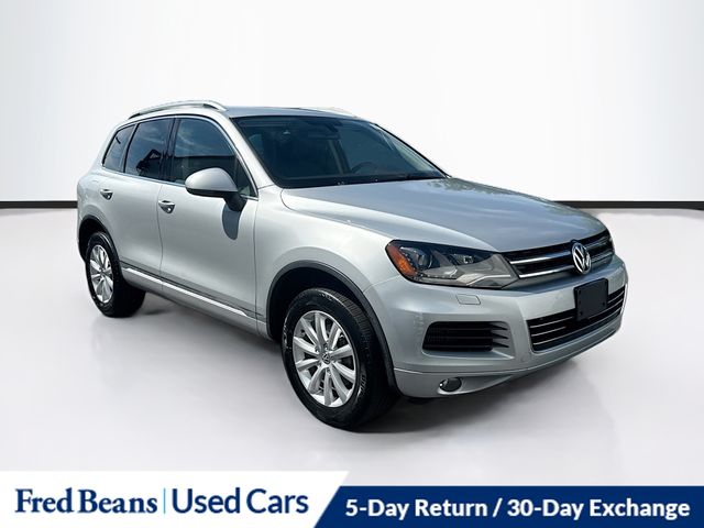 2012 Volkswagen Touareg Sport TDI w/Navigation's photo