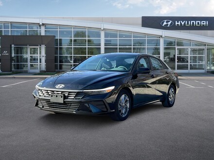 2025 Hyundai Elantra Hybrid Blue Sedan