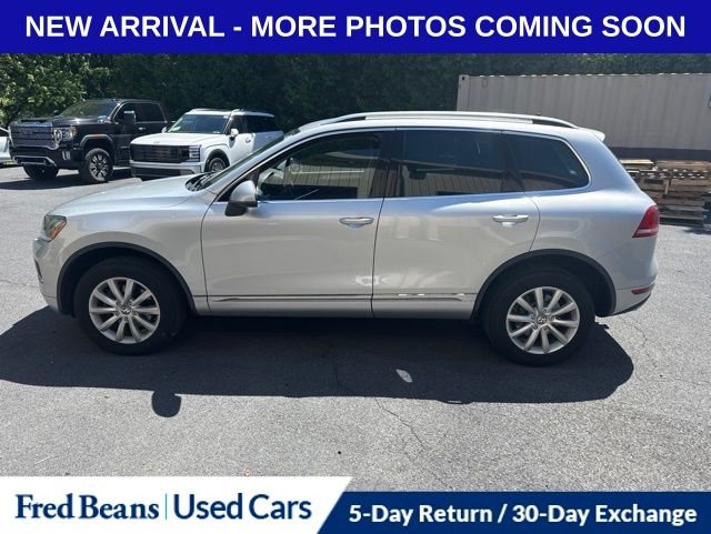 2012 Volkswagen Touareg Sport TDI w/Navigation's photo