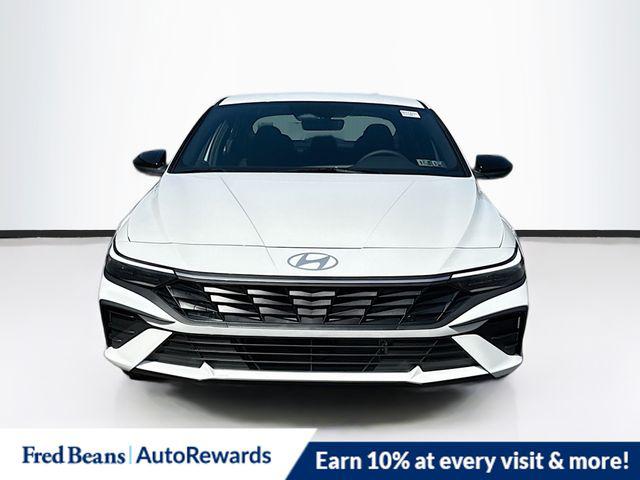 2025 Hyundai Elantra Hybrid SEL Sport photo 2