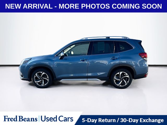 2023 Subaru Forester Touring photo 4