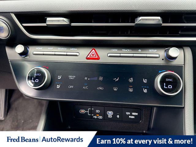 2025 Hyundai Sonata Hybrid Limited - Photo 21