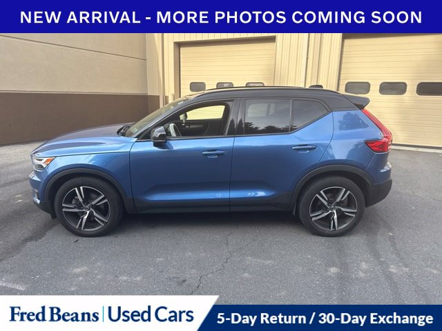2021 Volvo XC40 R-Design