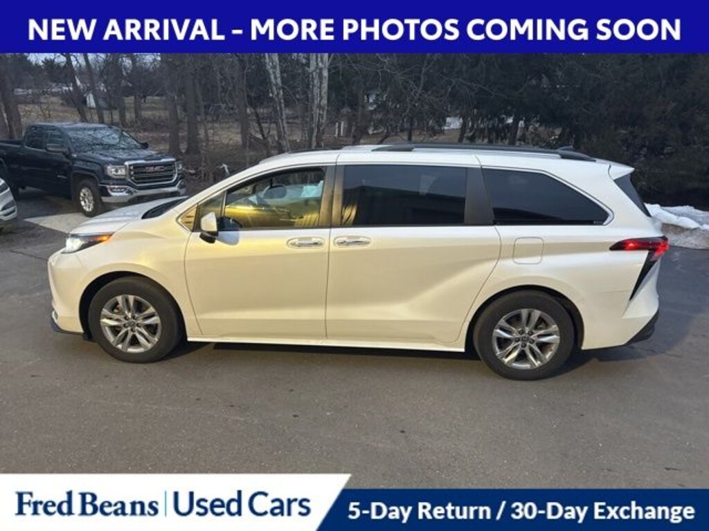 Certified 2022 Toyota Sienna XLE 7 Passenger Van Passenger Van
