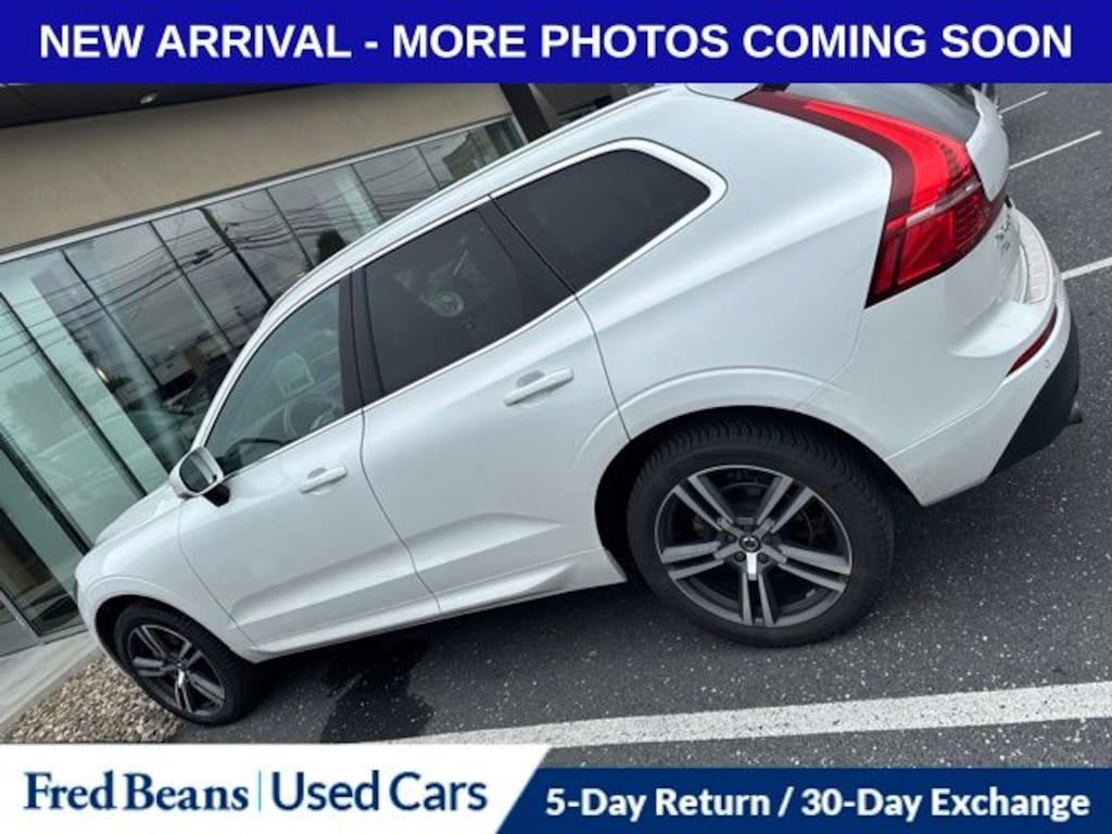 Used 2021 Volvo XC60 T5 Momentum SUV
