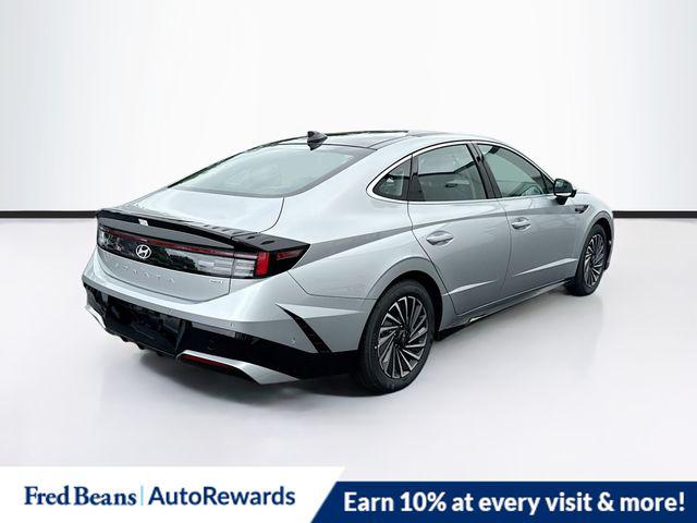 2025 Hyundai Sonata Hybrid Limited - Photo 9