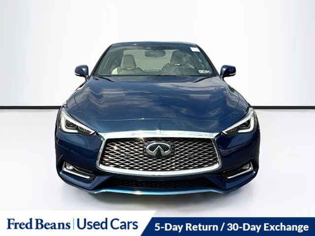 2018 Infiniti Q60 3.0t Luxe photo 2