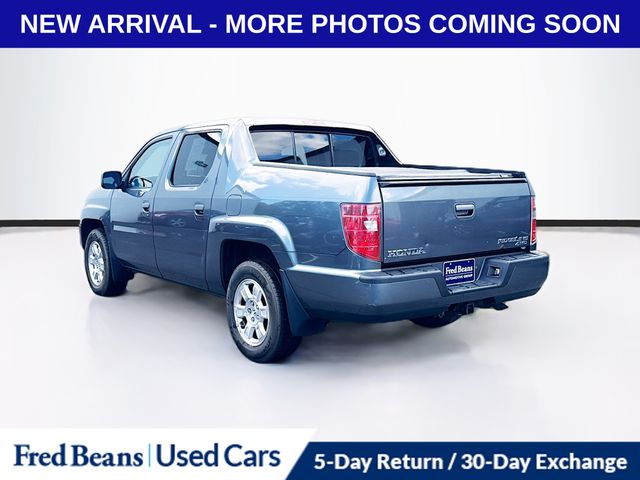 2010 Honda Ridgeline RTS photo 2