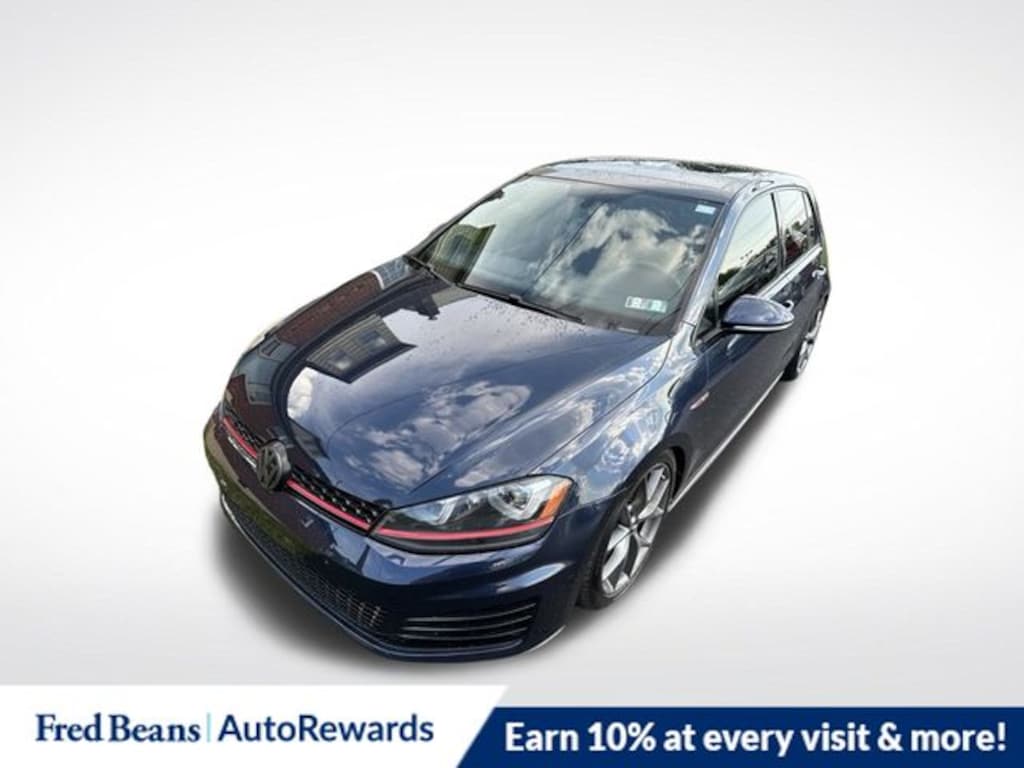 Used 2017 Volkswagen Golf GTI SE 4-Door Hatchback