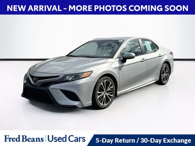 2018 Toyota Camry L photo 3
