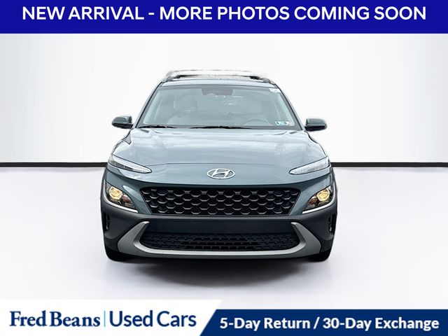 2023 Hyundai Kona SEL photo 2