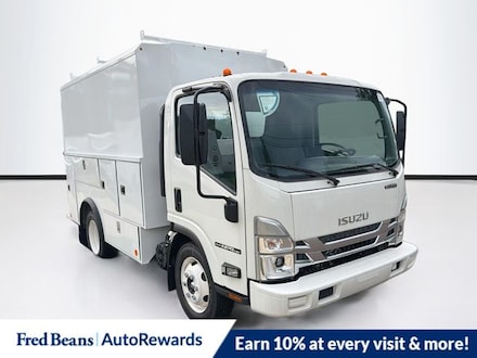 2025 Isuzu NPR