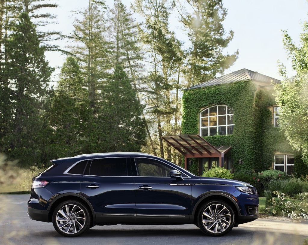 2019 Lincoln Nautilus vs 2019 Ford Edge Fred Beans Lincoln