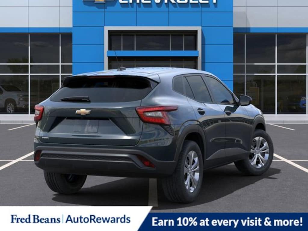 New 2025 Chevrolet Trax LS SUV