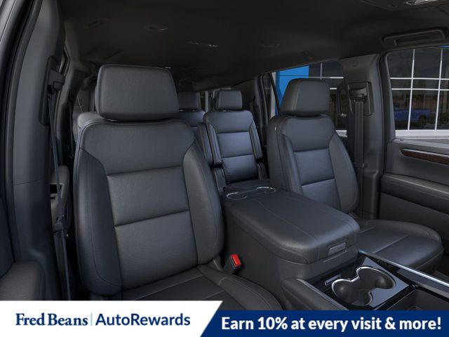 2025 Chevrolet Suburban LT - Photo 20