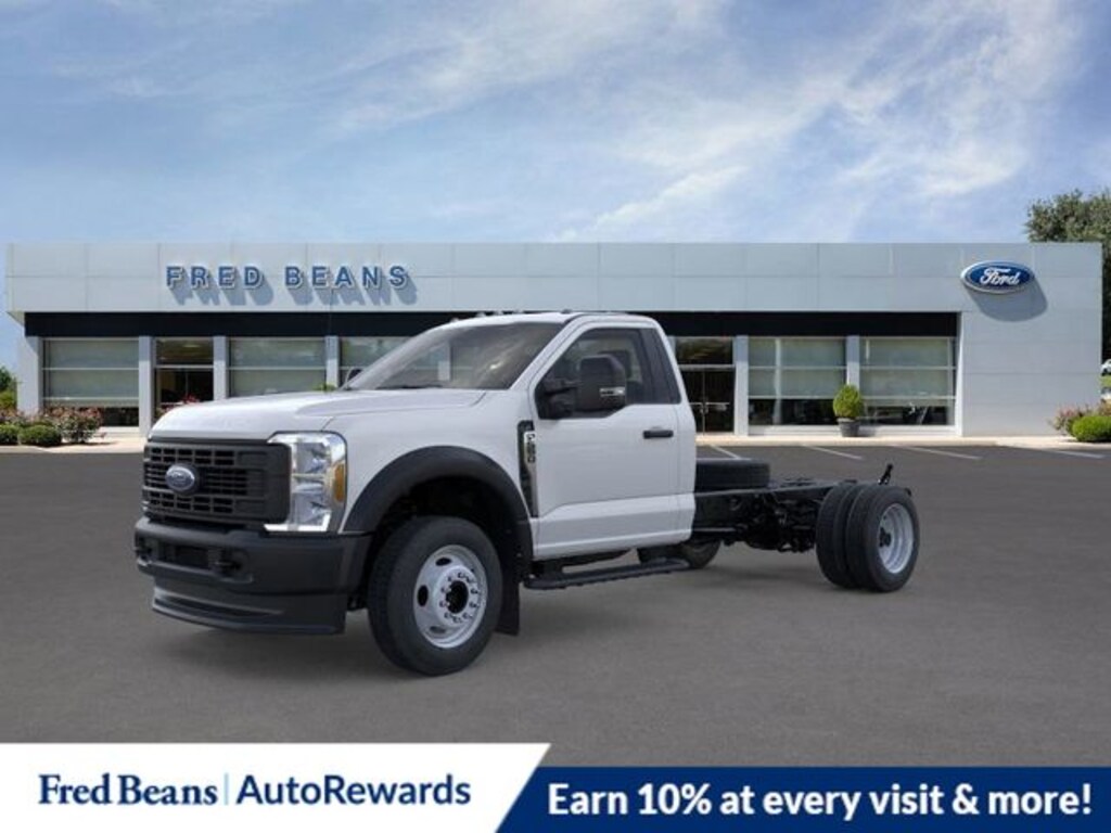 New 2025 Ford F-550SD XL Chassis