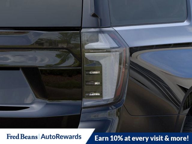 2025 Chevrolet Suburban LT - Photo 14