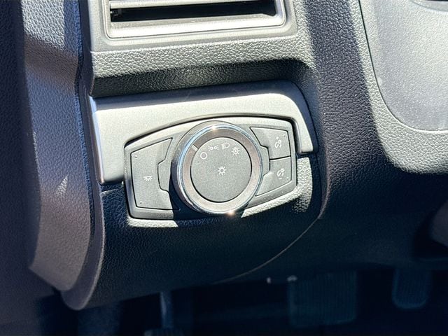 2018 Ford Explorer XLT - Photo 15
