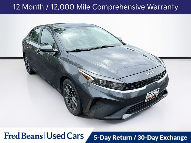 2023 Kia Forte LXS AT's photo