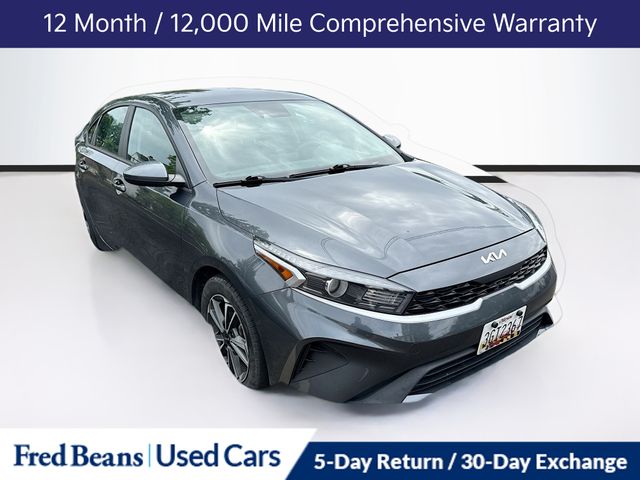 2023 Kia Forte LXS AT's photo