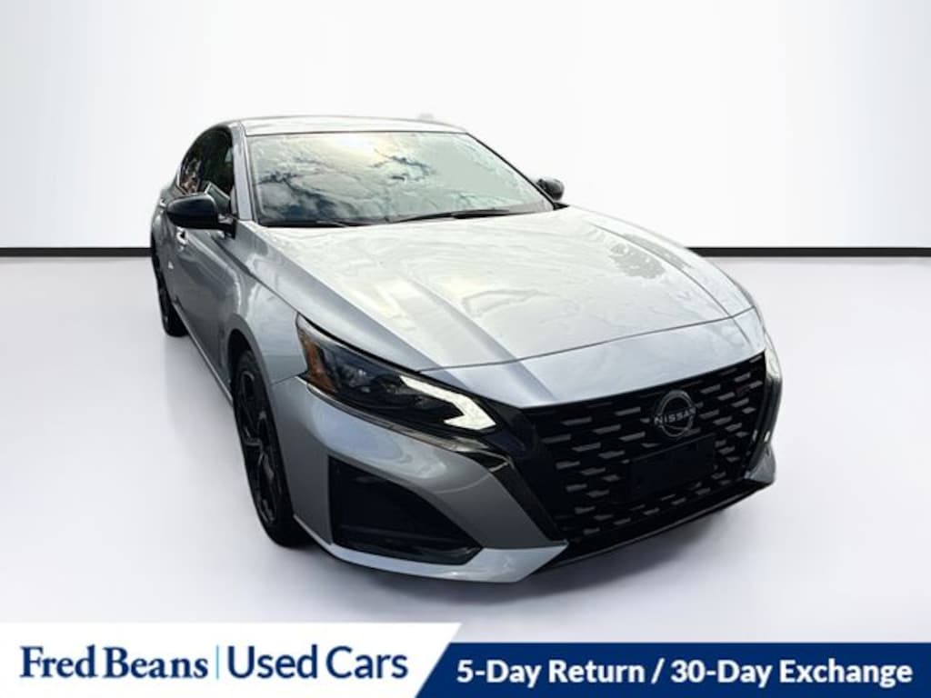 Used 2023 Nissan Altima 2.5 SR Sedan