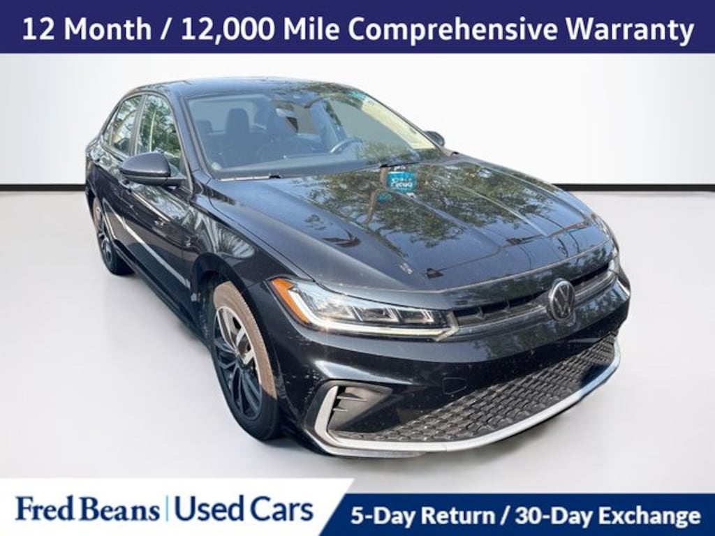 Used 2025 Volkswagen Jetta 1.5T SE Sedan