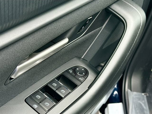 2026 Mazda CX-90 Select Package - Photo 15