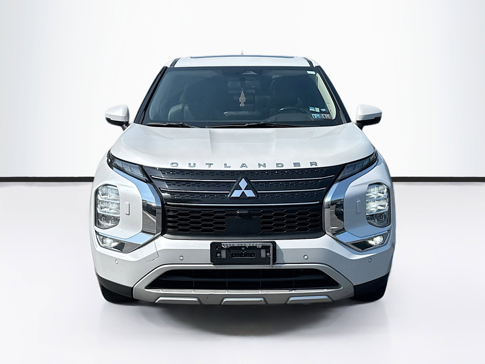 Used 2022 Mitsubishi Outlander SE with VIN JA4J4UA82NZ010045 for sale in Willow Grove, PA