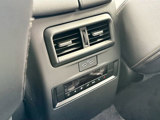 2026 Mazda CX-90 Select Package - Photo 22