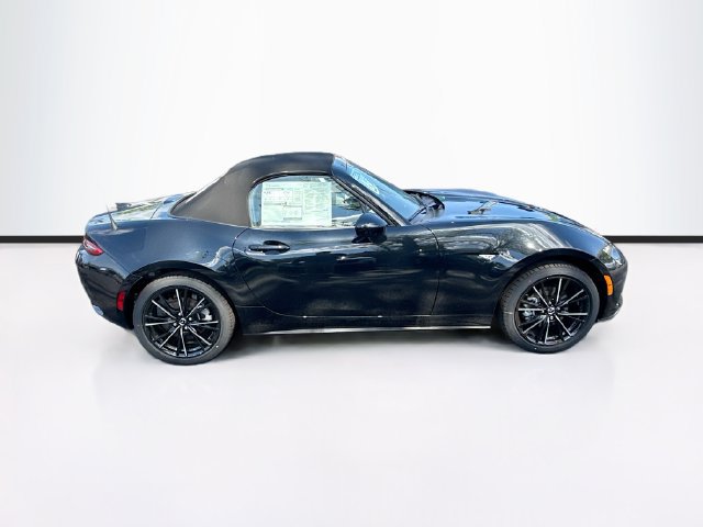2026 Mazda MX-5 Miata Grand Touring - Photo 8