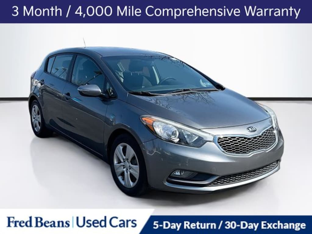 Used 2016 Kia Forte LX FWD Hatchback