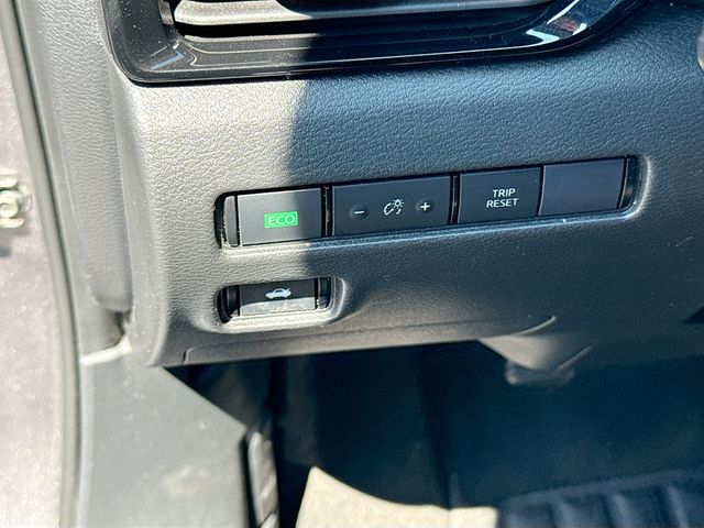 2023 Nissan Sentra SV - Photo 15