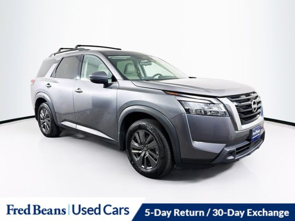 Used 2022 Nissan Pathfinder SV SUV
