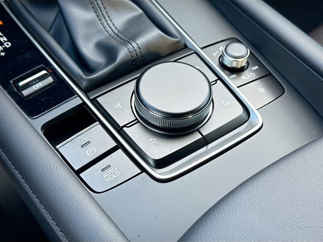 2026 Mazda Mazda3 S - Photo 34