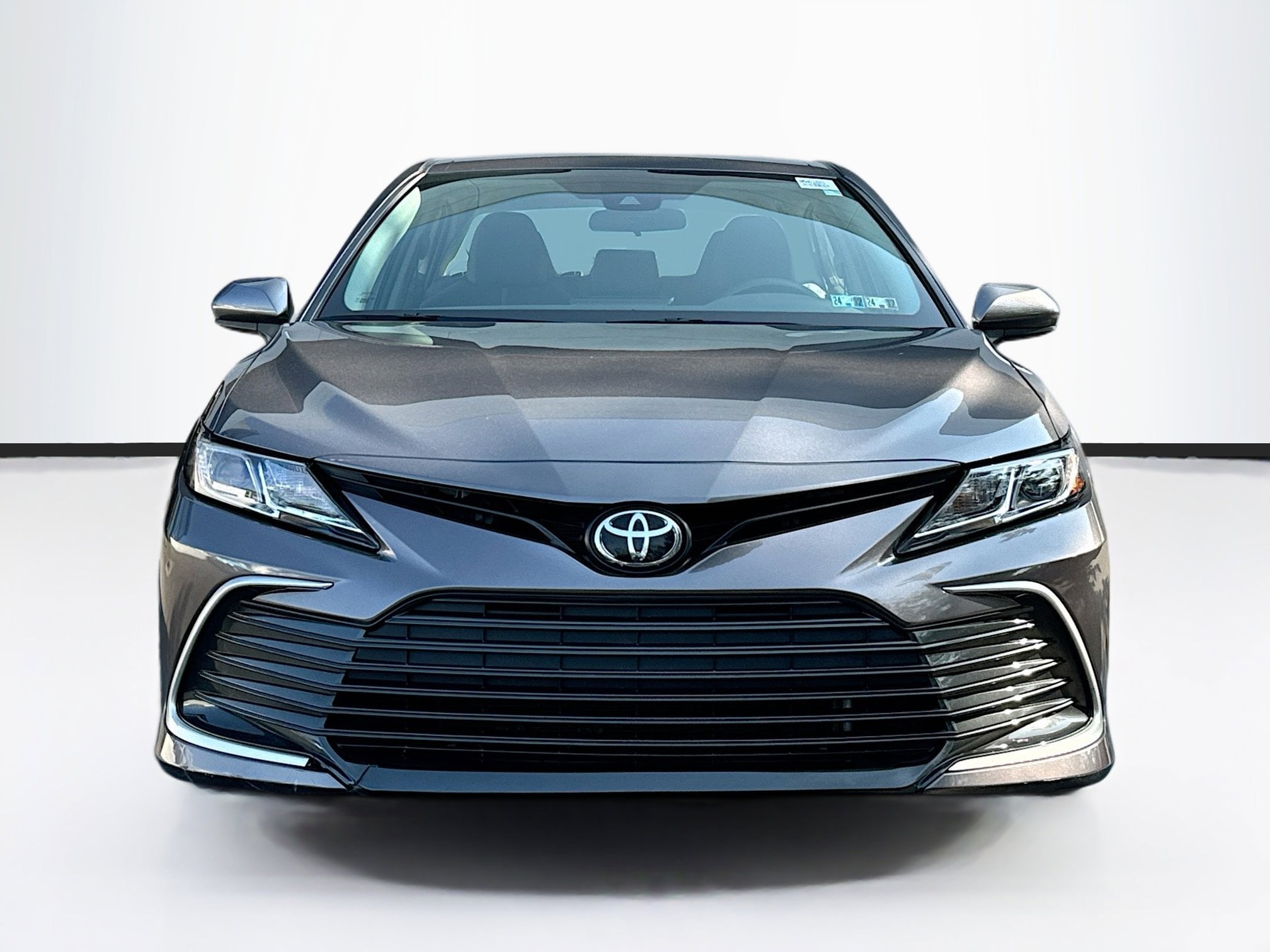 Used 2022 Toyota Camry LE with VIN 4T1C11AK7NU634286 for sale in Willow Grove, PA