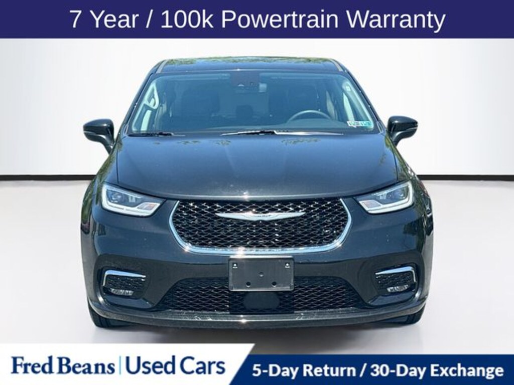 Used 2023 Chrysler Pacifica Touring L Van Passenger Van