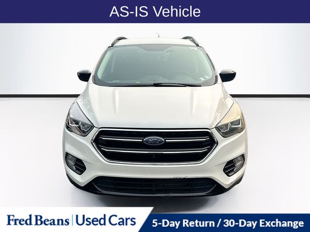 Used 2017 Ford Escape SE with VIN 1FMCU0G90HUB73295 for sale in Willow Grove, PA