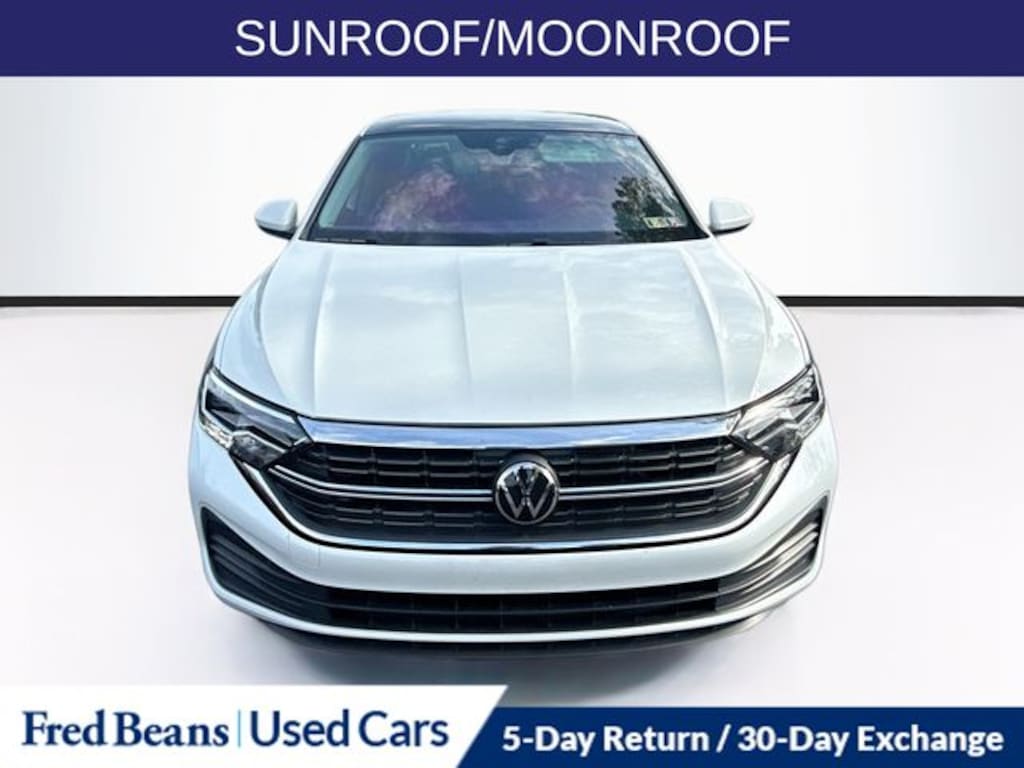 Used 2024 Volkswagen Jetta 1.5T SE Sedan