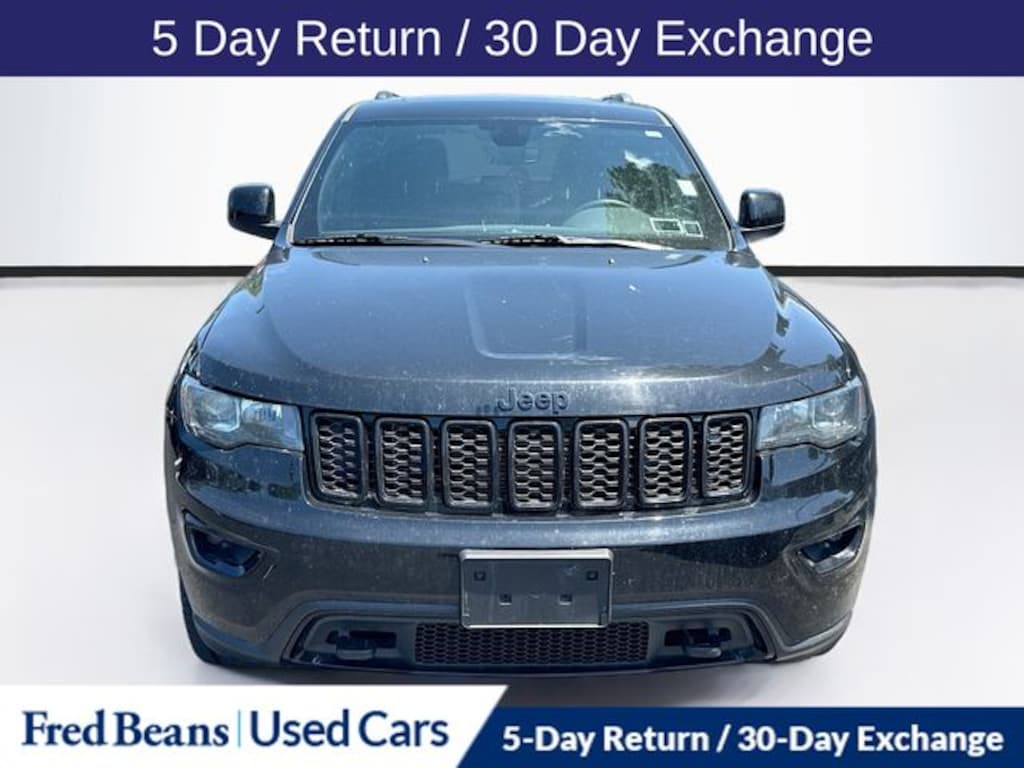 Used 2019 Jeep Grand Cherokee Laredo SUV