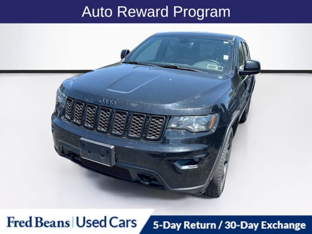 Used 2019 Jeep Grand Cherokee Laredo SUV