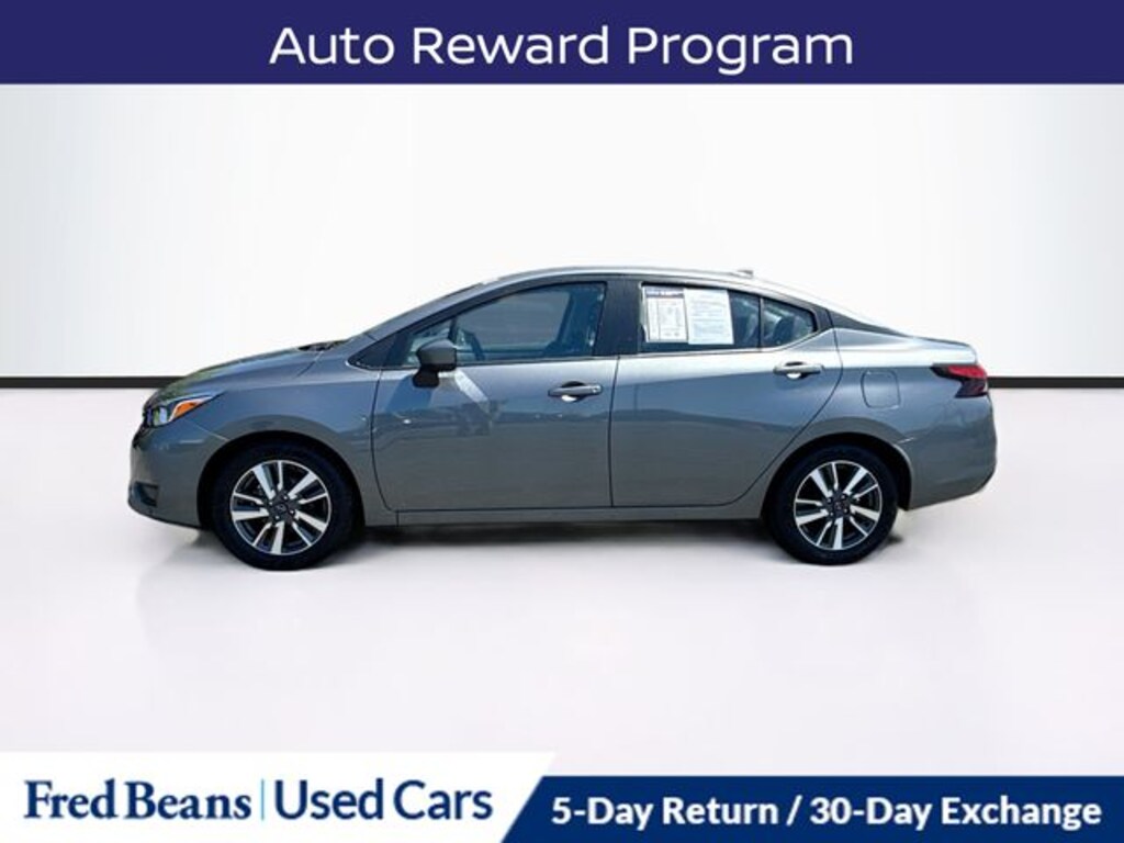 Used 2024 Nissan Versa 1.6 SV Sedan