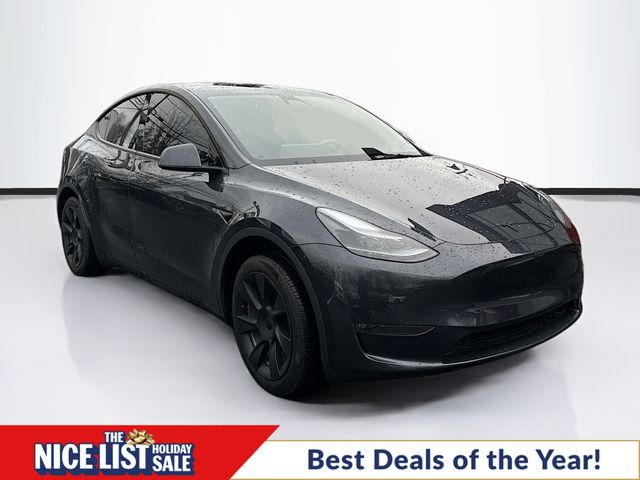 2024 Tesla Model Y Long Range's photo