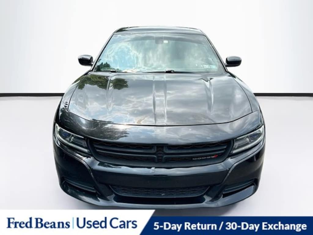 Used 2015 Dodge Charger SXT Sedan