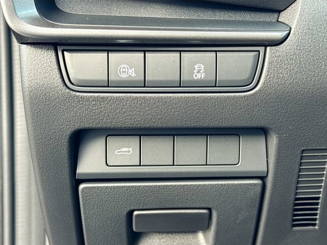 2026 Mazda Mazda3 S - Photo 11