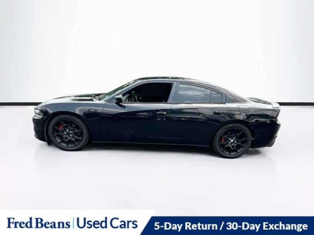 Used 2015 Dodge Charger SXT Sedan