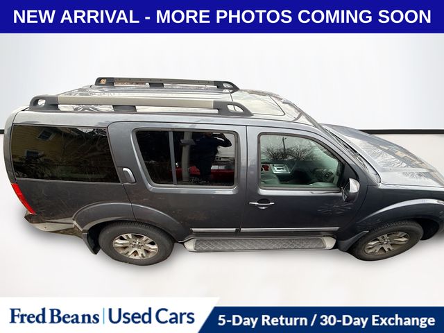 2012 Nissan Pathfinder SUV 