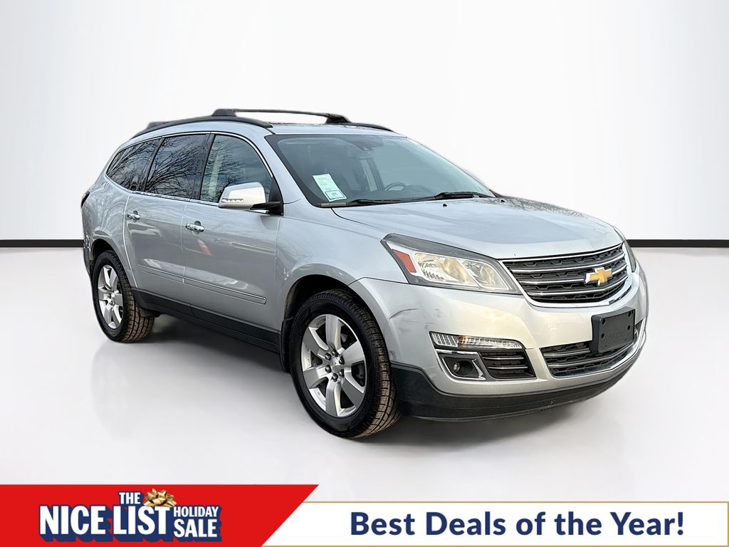 2015 Chevrolet Traverse LTZ's photo